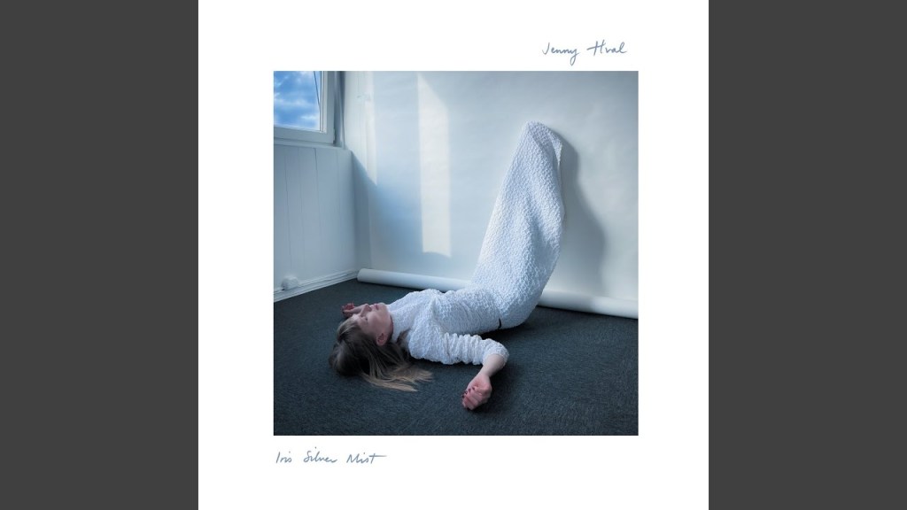 Jenny Hval annonce Iris Silver&nbsp;Mist