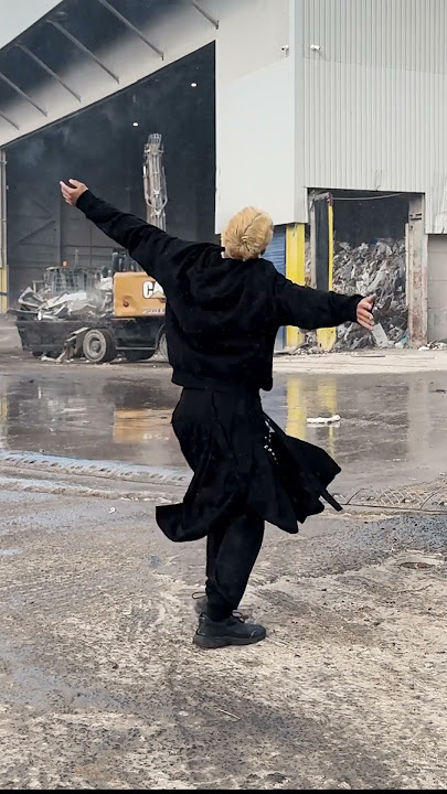 Découvrez &lsquo;Hit My Head All Day&rsquo; de Dry Cleaning – Un Avant-Goût de Secret&nbsp;Love