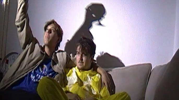 Découvrez « Sippy Cup » de My First Time’s : Un Simple&nbsp;Accrocheur