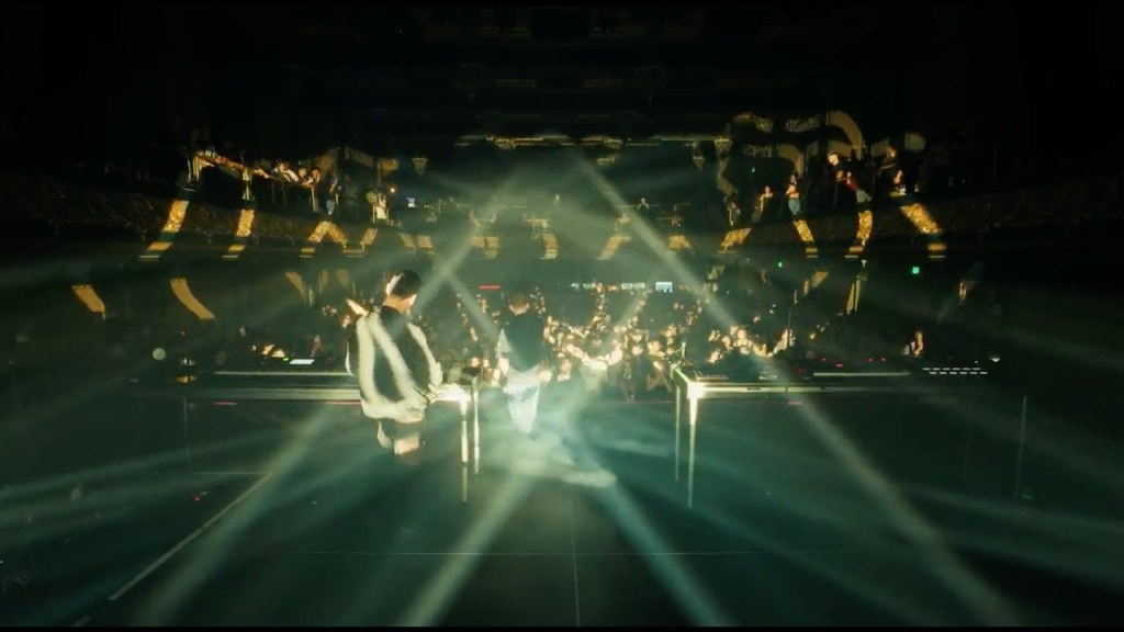 Sam Gellaitry: Une Fusion Électronique dans &lsquo;Love On&nbsp;Me&rsquo;