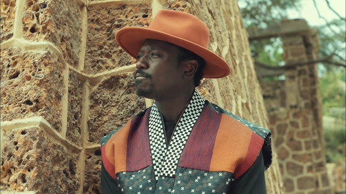 Découvrez le Clip de Amoul Solo de Cheikh Ibra&nbsp;Fam