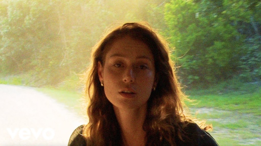 Grace Cummings annonce un nouvel album