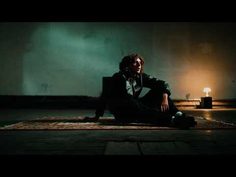 Alex Spencer dévoile un nouveau&nbsp;clip