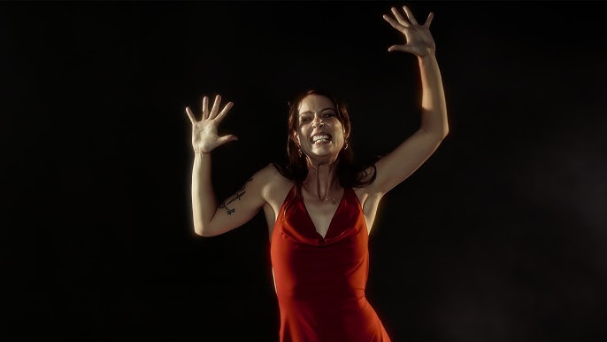 Grace Cummings dévoile un nouveau&nbsp;single