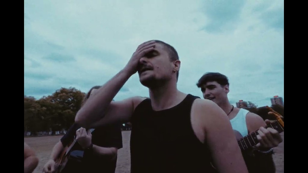 bby dévoile « Roll Me Up », extrait de son deuxième album 2