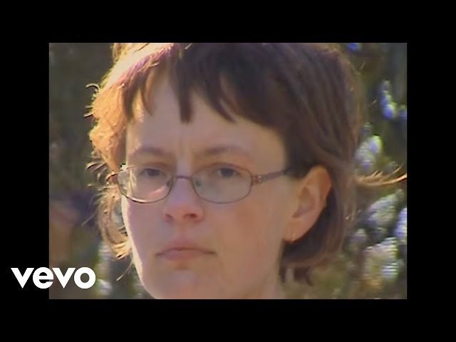 Ruby Gill dévoile « Jamie », extrait de son troisième album Fishing is not about fishing