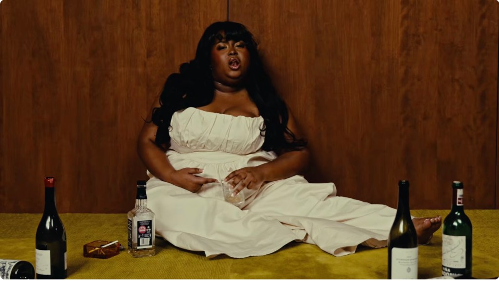 Chrissi annonce son premier album I HATE YOU DON’T LEAVE ME&nbsp;!
