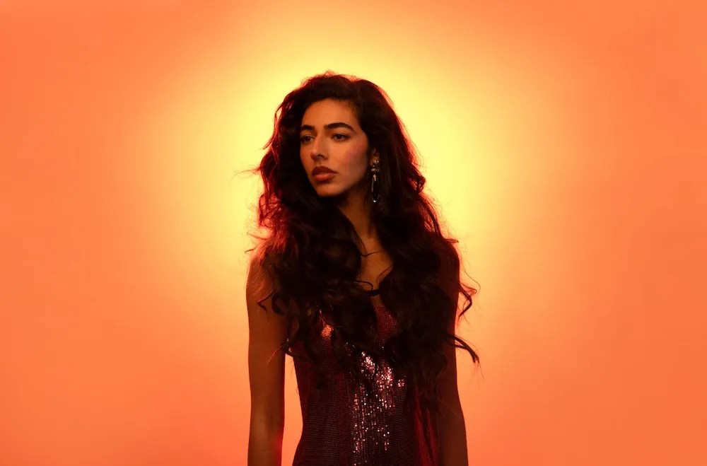 Izzy Escobar revient avec « Ego Talking », son nouveau&nbsp;single