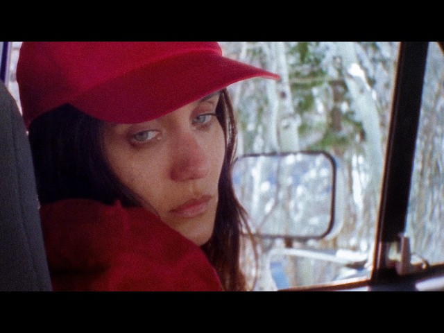 Jesse Jo Stark annonce MUSE et dévoile « Colorado&nbsp;»
