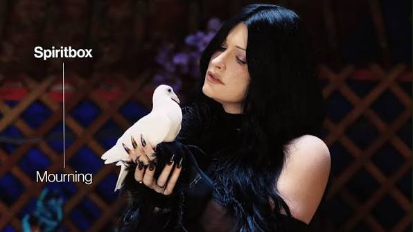 Spiritbox fait son retour avec « Mourning », son nouveau&nbsp;single