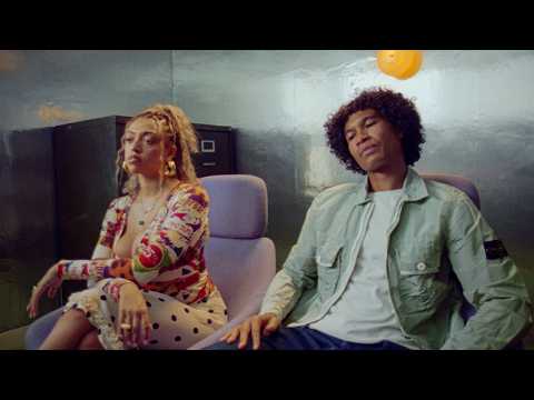 Mahalia dévoile « the 5 stages of heartbreak », un single sur la&nbsp;rupture