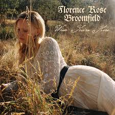 Florence Rose Broomfield dévoile « When You’re Here », son premier&nbsp;single
